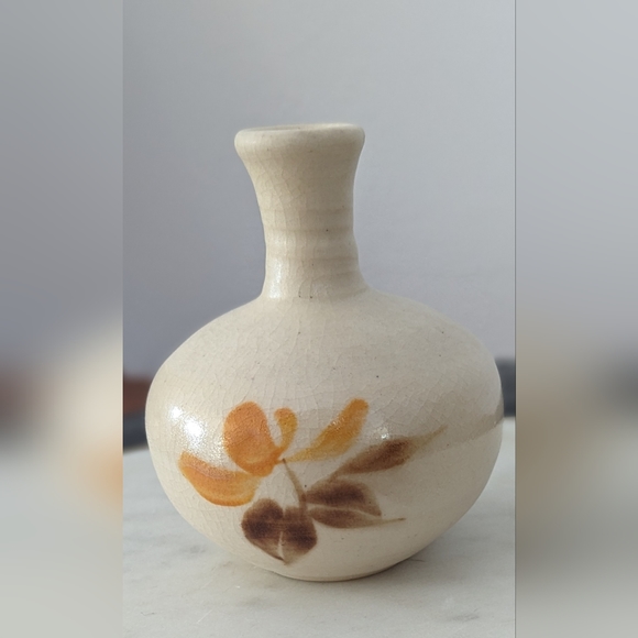 Vintage Small Studio Pottery Hand Painted Vase - Picture 4 of 7